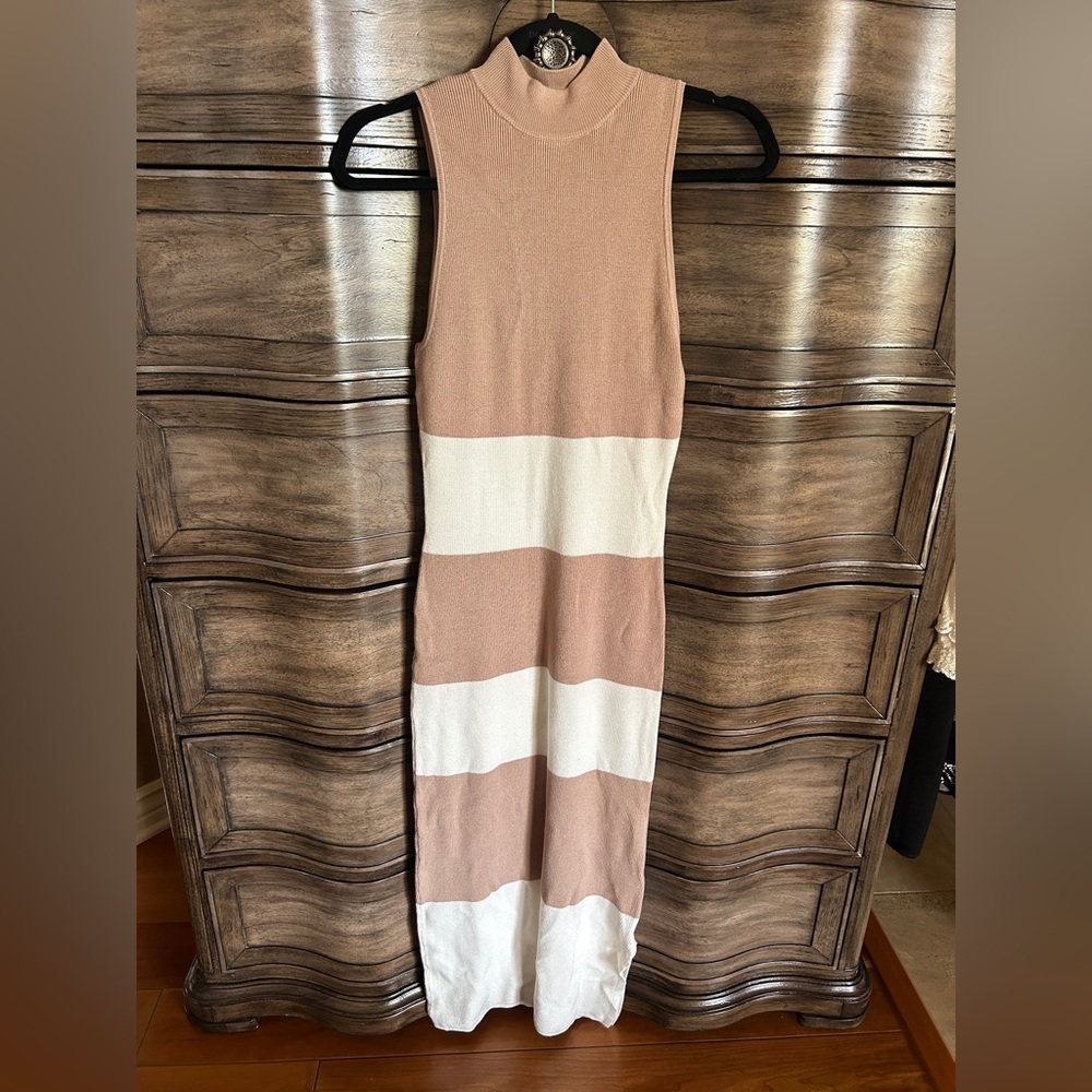 Freshman Sleeveless Striped Maxi Dress in Blush and Cream NWOT